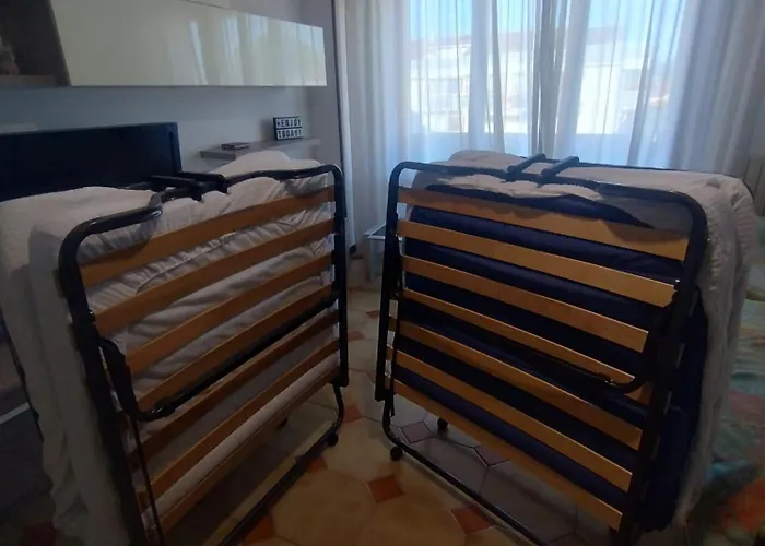 La Casa Dei Viaggiatori - - Posto Auto Gratuito В'яреджо