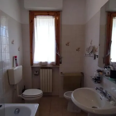 La Casa Dei Viaggiatori - - Posto Auto Gratuito * Βιαρέτζιο